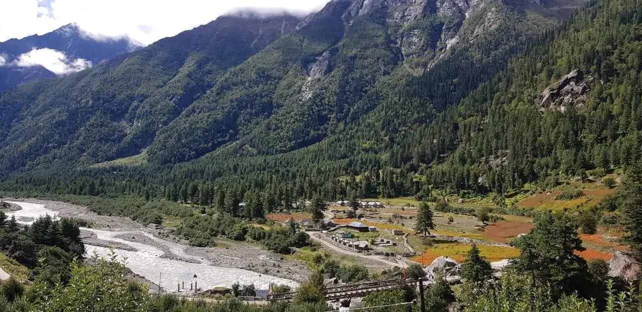 The Sangla valley and the Baspa river below Rakchham